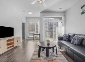 CozySuites Modern 1BR Nora Indianapolis #7