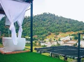 ภูแสงไฟ โฮมสเตย์