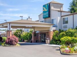 Quality Inn & Suites Longview Kelso，位于长景市的酒店