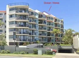 Ocean Views - Top floor