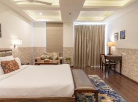 Hotel Alaya，位于德拉敦的酒店