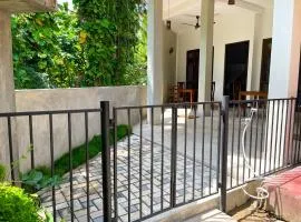 LaRoy FutureStay - Smart Hotel Mirissa