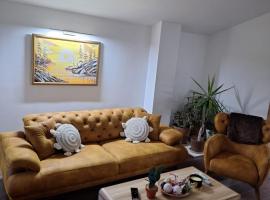 Kosmaj Apartmani Košutica - Marija i Ksenija，位于Koraćica的带泳池的酒店