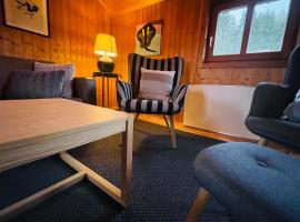 Ferienhäuser in Postmünster am See, mit eigenem Garten, mit Vierbeiner!，位于Postmünster的酒店