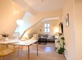 TÜRMERSTUBE - Scandi Style - in der historischen Hinterburg Schlitz - nahe Fulda