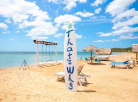 That's why beach nilaveli，位于亭可马里的酒店