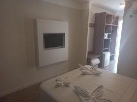 Linhares Design ap 419, 101 e 102，位于利尼亚雷斯的酒店