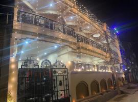 Prayagraj Sangam Homestays，位于Naini的酒店