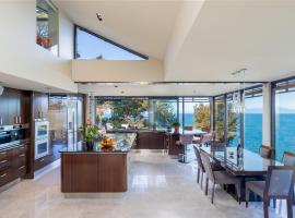 Lodge by the beach - Luxury, Beach access, Ocean views, Private chef，位于凯特里特里的酒店