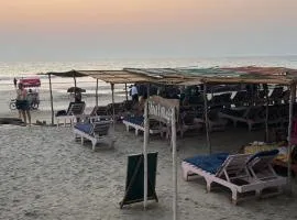 希瓦小屋度假村