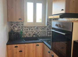 Appartement cosy，位于Châteauneuf-en-Thymerais的酒店