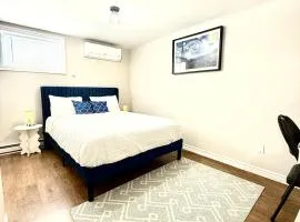 Cozy Comfort Stay Moncton - 2 Bedrooms with Kitchen and Parking