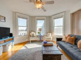 1 Mi to CU Boulder Condo Near Pearl Street!