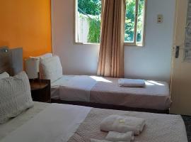 Atardecer en el R&iacute;o，位于科洛尼亚-德尔萨克拉门托的宾馆