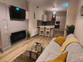 Town Centre Apartment，位于克莱尔莫里斯的酒店