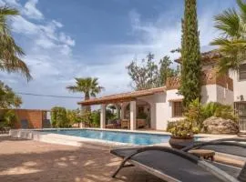 Casa Capilla Charming in picturesque white village