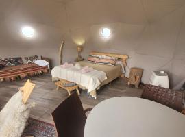 Domos Nomade en Trevelin，位于Baggle的豪华帐篷营地