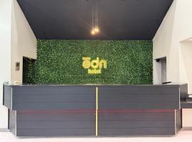 Edn Hotel，位于皮奥里亚的酒店