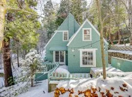 Walkable Green Gables Cottage in Lake Arrowhead