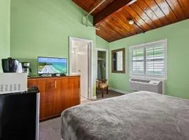 Oceanfront Inn Room #10- Standard Room - King Bed