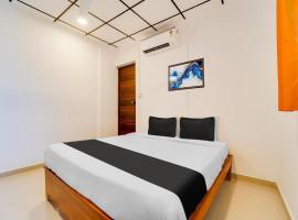 Super Hotel O Vazhakkala，位于卡卡纳德的酒店