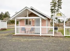 Seascapes Cottage 1-Bed by the Sea w fireplace