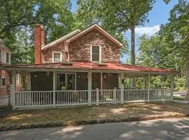 Muhlenberg Cottage