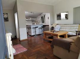 Casa familiar la cumbre，位于拉库布蕾的酒店