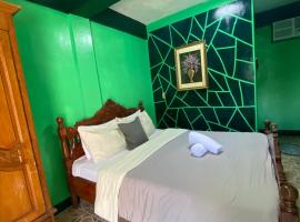 White Castle Beach Resort，位于Iba的酒店