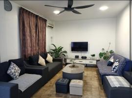 Summer Homestay@civic centre，位于诗巫的酒店