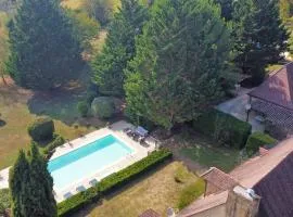 Maison de campagne avec piscine privée, 4 personnes - FR-1-824-9