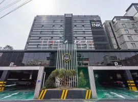 Gong-Ju TouristHotel INK