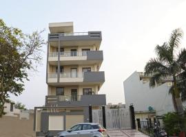 Hotel the vertigo by boom rooms，位于诺伊达的酒店