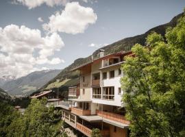 塔尔布里克万德酒店，位于圣贾科莫的酒店