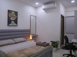 Yendluri's QueenBed Room1-Kondapur