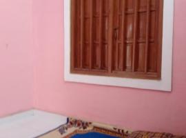 De Ikut Bojo Homestay Prambanan Breksi，位于Kenaran的酒店