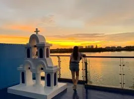 Santorini Msia Sunset Lakeview TownVilla Retreat 5BR 13pax