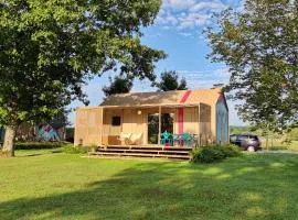 MAGNOLIA HOUSE by the RIVER BB