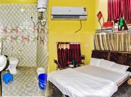 Hardaul Vatika Home Stay，位于奥拉奇哈的酒店
