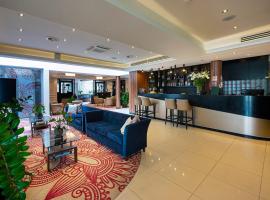 Outlet Hotel Polgár，位于Polgár的酒店