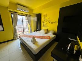 Azure Stays Patong，位于芭东海滩的酒店