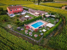 TORRE QUADRANA，位于斯佩洛的酒店