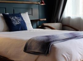 Salt Hotel & Pub，位于Ilwaco的酒店
