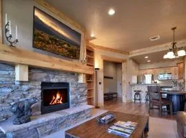 Palisades Lodge Suite 308