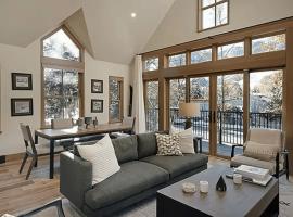 Penthouse With Nice View，位于阿斯潘的酒店