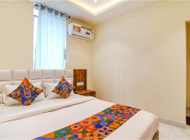 FabHotel The Hastings Club - Nr Victoria Memorial，位于加尔各答的酒店