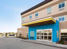 Days Inn by Wyndham Beaumont West I-10 Walden，位于博蒙特的酒店