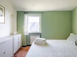 Quiet and Cozy home with Wi-Fi CASA PREARINO