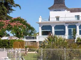 Hotel Restaurant Spa du Tumulus Carnac，位于卡纳克的酒店