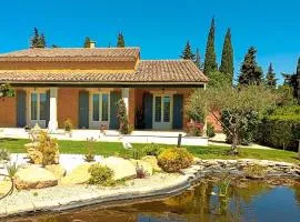 2 Bedroom Stunning Home In Sarrians